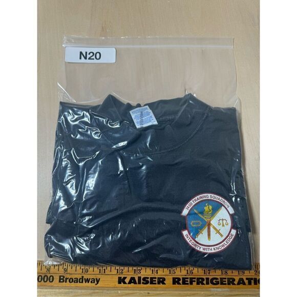 Vtg US Air Force One Team One fight Freedom Shirt L Military Army Flames Grunge - Picture 7 of 7